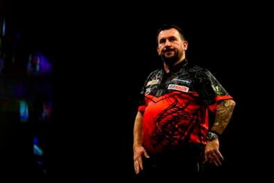 "Ich habe Schmerzen": Darts-Star enthüllt Krankheit