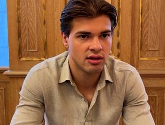 NHL-Profi JJ Peterka blickt mit Vorfreude auf die kommenden Olympischen Winterspiele. 