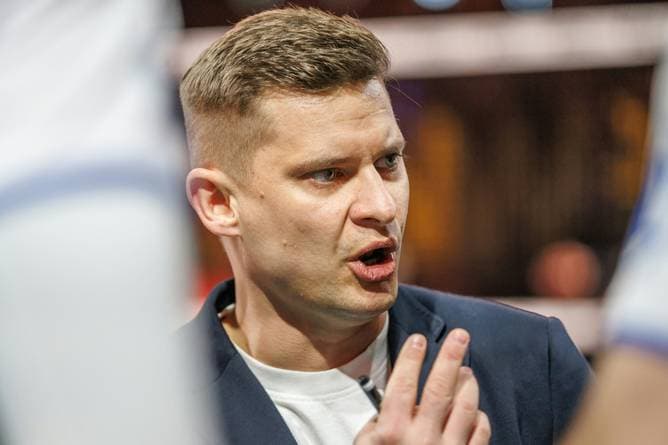 Bundesligist verlängert mit Trainer