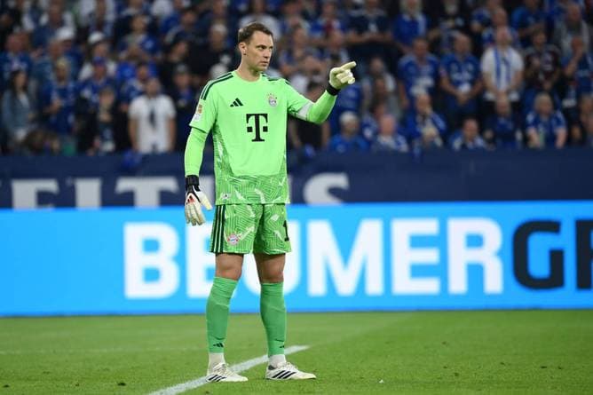 Verhalten der Schalke-Fans gegen Neuer: Geht das zu weit?