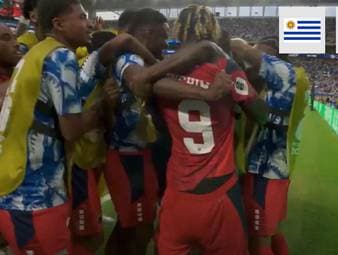 Der WM-Neuling trotzt Uruguay nach einer beherzten Leistung ein Unentschieden ab und darf dadurch weiter von der KO-Runde träumen.