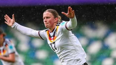 Kleemann jubelt im Regen von Belfast