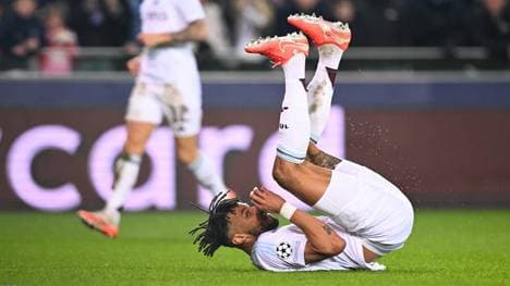 Tyrone Mings rettete auf der Linie