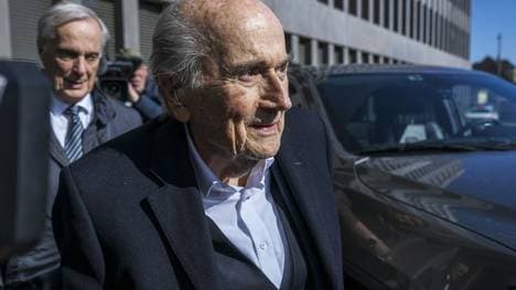 Blatter blickt kritisch auf das Turnier in den USA