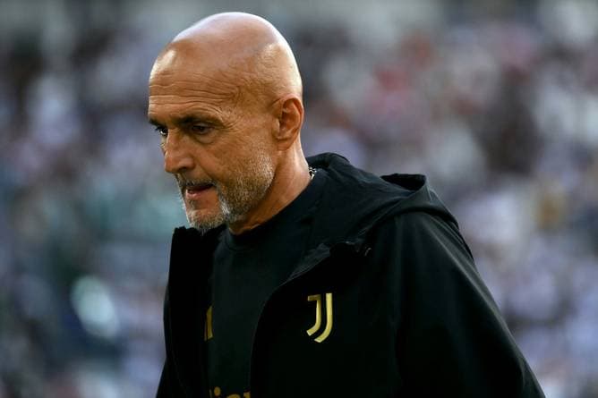 Juve müht sich zum Auftaktsieg