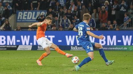 Fabian Nürnberger steht im Mittelpunkt