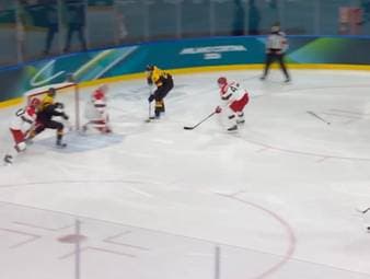 Perfekter Olympia-Start für das DEB-Team! Angeführt von Kapitän Leon Draisaitl feiert Deutschland einen wichtigen Auftaktsieg im olympischen Eishockey-Turnier. Die NHL-Stars um Philipp Grubauer, Tim Stützle und Co. liefern direkt ab und setzen ein starkes Zeichen.