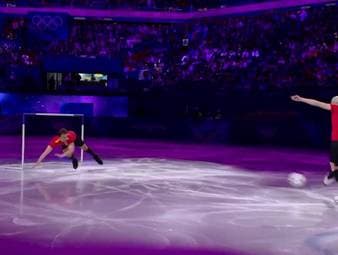 Fußball und Eiskunstlauf – passt das? Wenn es nach den spanischen Teilnehmern geht, lässt sich auch auf dem Eis Tiki-Taka zelebrieren.