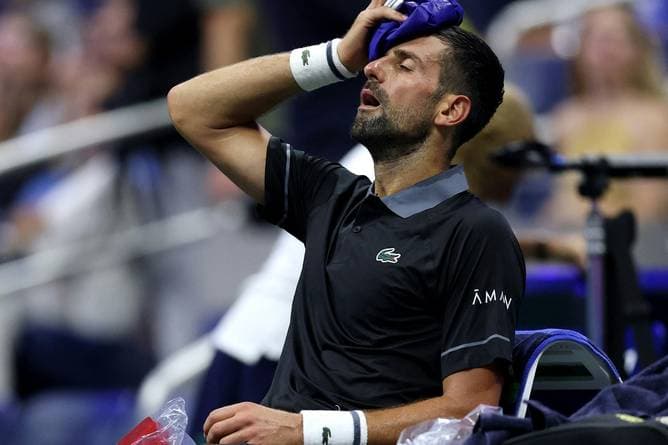 Drama in Runde eins: Djokovic übergibt sich und scheidet aus