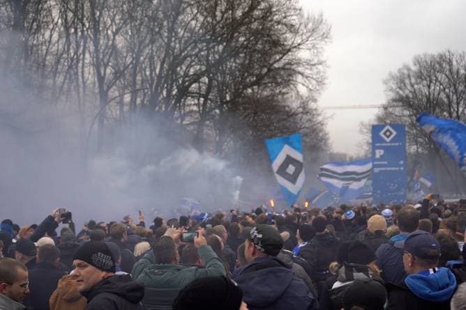 Auf diese Bilder hat die Bundesliga lange gewartet