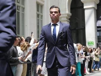 Pepe gehört zu den besten Verteidigern des 21. Jahrhunderts, war vor allem für seine aggressive Spielweise bekannt und gewann fast alle Titel, die es im Fußball zu holen gibt. Das ist seine Geschichte. 