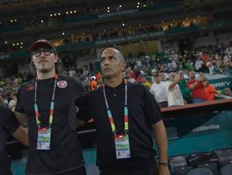 Trainer-Aus während der WM!