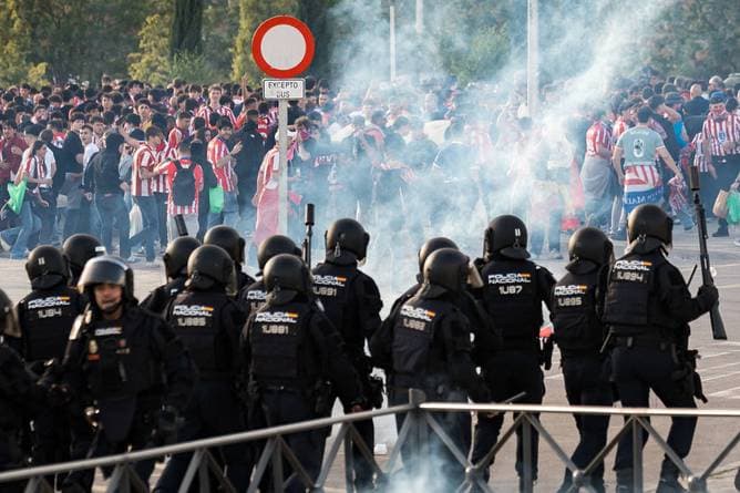 Polizeieinsatz bei Pyro-Empfang