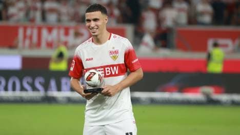 Bilal El Khannouss nach dem Sieg des VfB Stuttart