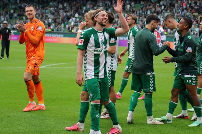 „Gänsehautmoment“: Werder feiert Comebacker Weiser