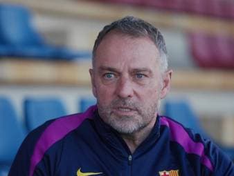 Hansi Flick steht vor seinem 100. Spiel als Trainer des FC Barcelona. Die Zusammenarbeit mit der Mannschaft sei wie in einer Familie, beschreibt der Coach sein Engagement bei den Katalanen.