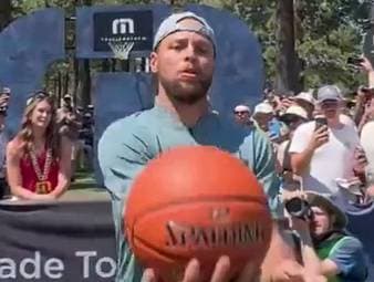 Stephen Curry beweist bei der American Century Championship nicht nur seine Golf-Künste, sondern auch seine Skills mit dem Basketball.
