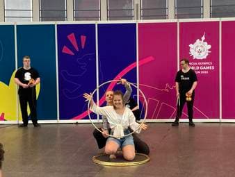 Auftritt von Artisten vom Circus Sonnenstich