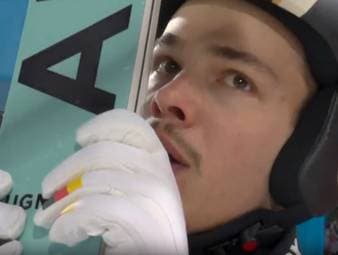 Philipp Raimund holt sensationell Olympia-Gold auf der Normalschanze. Die Eurosport-Kommentatoren sind völlig aus dem Häuschen. 