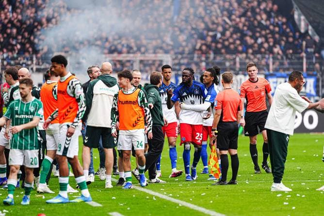 Dreimal Rot! Werder zieht HSV in Abstiegssumpf