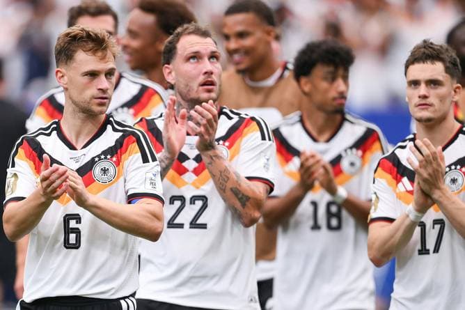 Echte "Bromance" bei Kimmich und Raum