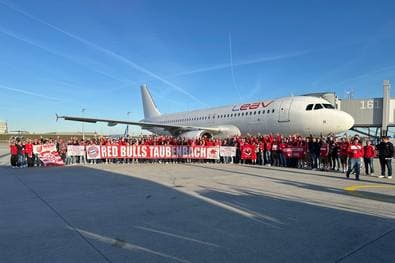 Per Sonderflug zum Mega-Spiel