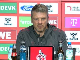 Nach der knappen 2:1-Niederlage gegen RB Leipzig zeigt sich Köln-Trainer Lukas Kwasniok enttäuscht. Für ihn wäre ein Remis verdient gewesen.