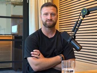 Mustafi spricht im Sport1 Podcast "Deep Dive" über sein ungewolltes, durch Verletzungen herbeigerufenes Karriereende.