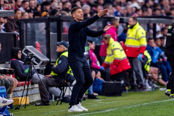 "Alarmglocken": Alonso gerät unter Druck