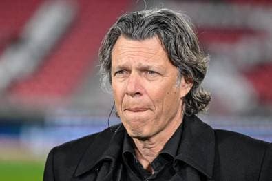 Schiri-Legende fordert, dass der VAR abgeschafft wird