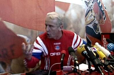 28 Jahre "Flasche leer!" Trapattonis legendäre Wutrede