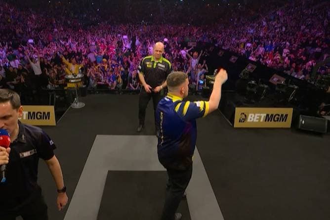 "Das macht der nicht!?": Einfach nur Littler-Wahnsinn