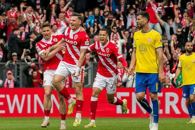 Hattrick-Wahnsinn! 1:3 noch gedreht