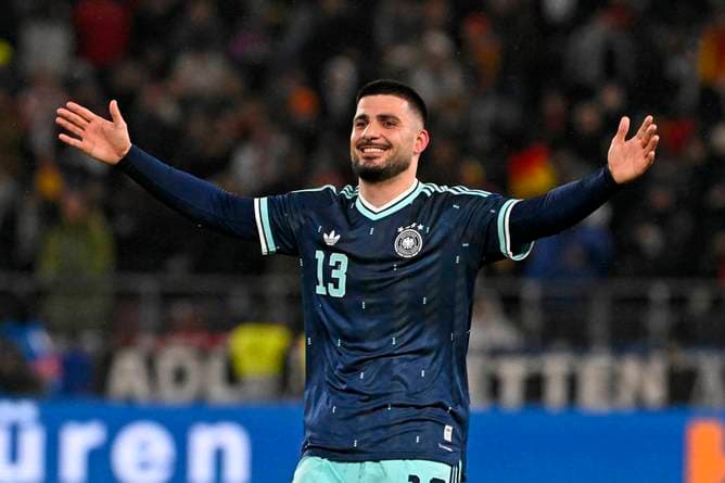 Undav rettet den Abend - und lässt eine Ansage folgen