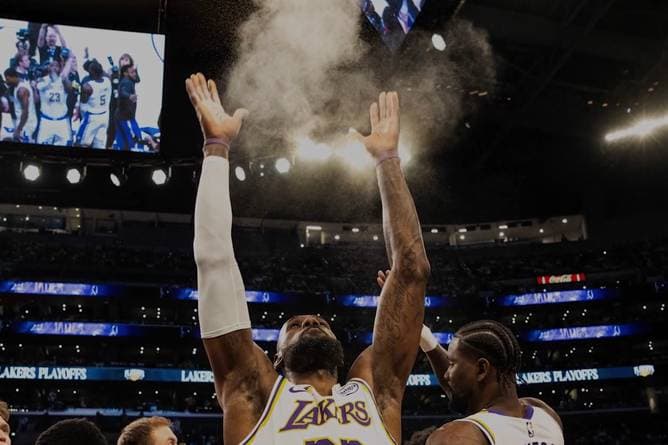 LeBron James verlässt die Lakers - Das sagen die Fans