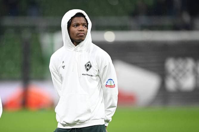 Bremen verleiht Mittelfeld-Talent