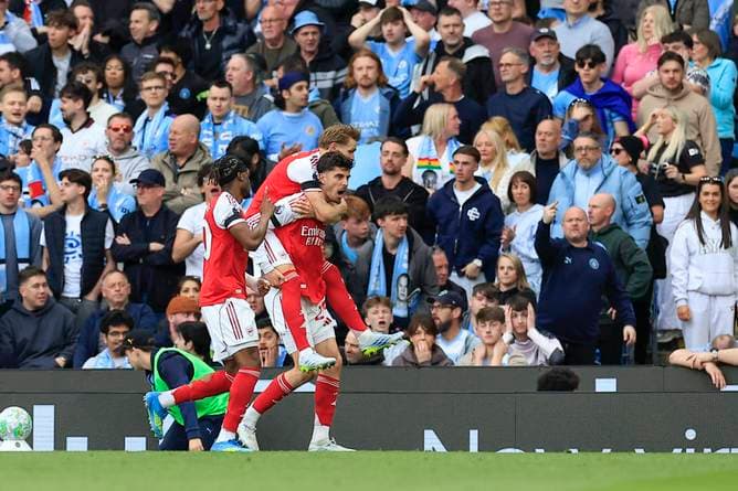 Verspielt Arsenal den Titel? Eine Vereinsikone legt sich fest