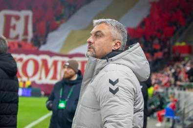 Rekordmeister holt Ex-Schalke-Trainer