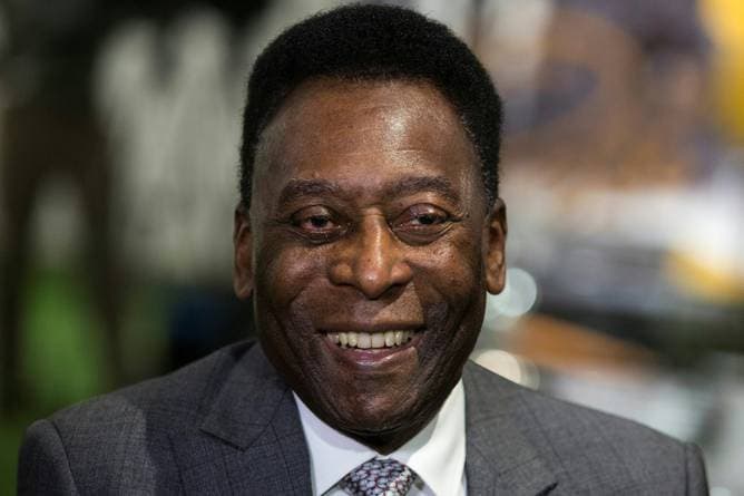 Pelé-Medaille für Mega-Summe versteigert