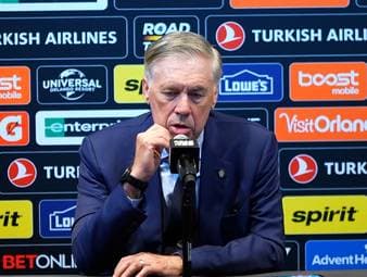 Nach dem Spiel Brasilien gegen Frankreich äußert wird Carlo Ancelotti erneut nach Neymar gefragt. Der weicht mit seiner Antwort aber nur aus. 