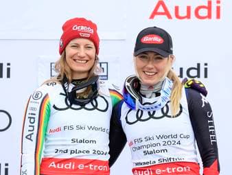 Mikaela Shiffrin hat mit 102 Siegen im Weltcup so oft gewonnen wie niemand sonst im Ski-Alpin-Zirkus. DSV-Star Lena Dürr äußert sich dazu, ob die US-Amerikanerin für sie die beste Skirennläuferin aller Zeiten ist.