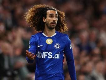 Gräfe schimpft: "Schon wieder Cucurella!"