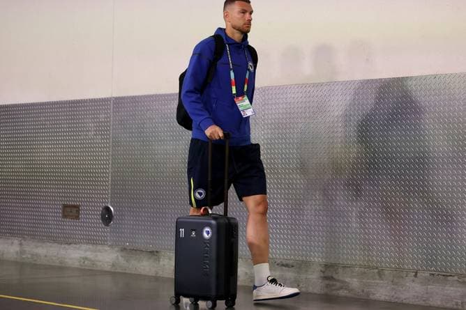 Bosnien startet mit Dzeko