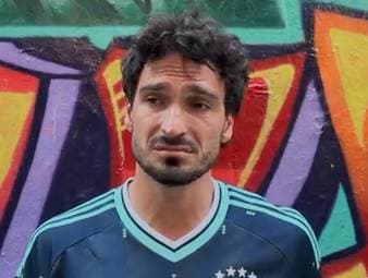 Nach seiner ersten Kritik am deutschen Auftreten nach dem Aus bei der WM 2026 findet Mats Hummels noch einmal deutliche Worte. Er stellt grundsätzliche Dinge infrage - und zieht eine vernichtende Bilanz.