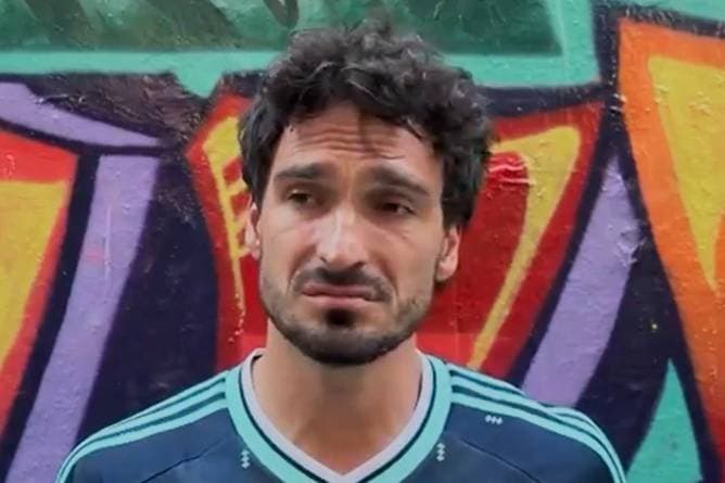"Nah an peinlich!" Hummels legt gegen DFB-Team nach