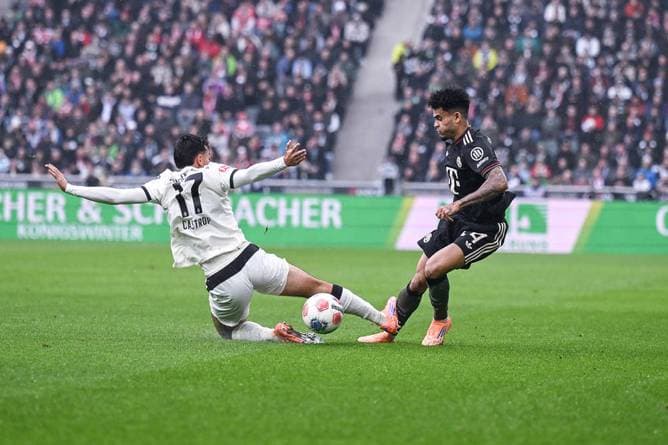 Rot nach Brutalo-Foul an Bayern-Star