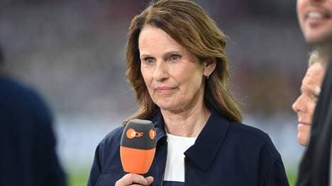 Katrin Müller-Hohenstein nahm im Live-TV emotional Abschied von einem verstorbenen Kollegen