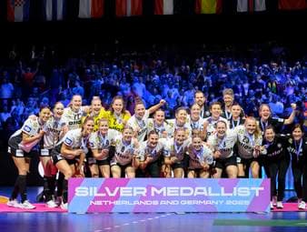 Rauschende Partynacht nach Silber-Coup