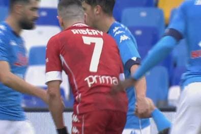 Höchststrafe für Ribéry: Klatsche und zur Halbzeit raus