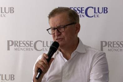 "Zuerst mal: Er hat bis 2029 Vertrag"